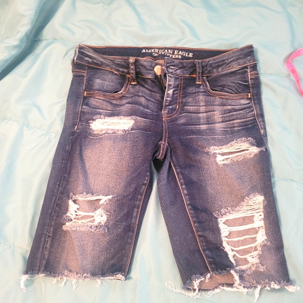 American Eagle distressed cut off shorts 8